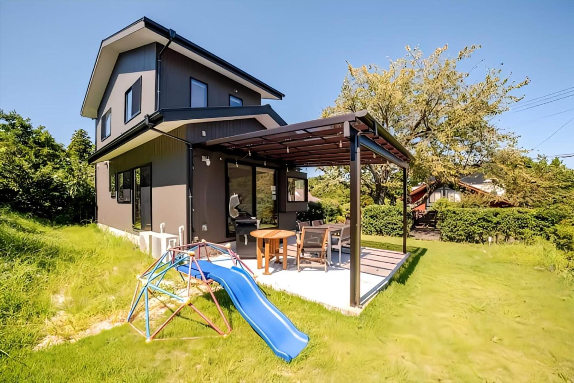 屋根付き屋外ガス式bbq ぐらんぱる公園シャボテン動物公園絶好立地貸別荘stella 星空眺望 遊具 ホームシアター 大画面任天堂スイッチ Itō Extérieur photo